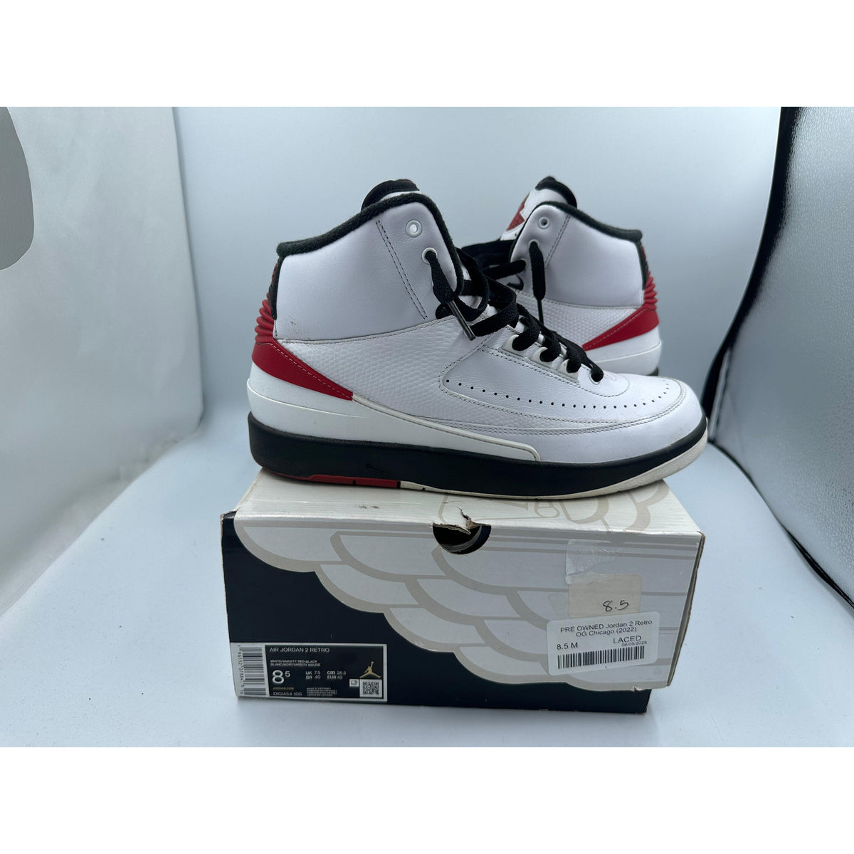 PER-OWNED With OG BOX!! Air Jordan 2 Retro \