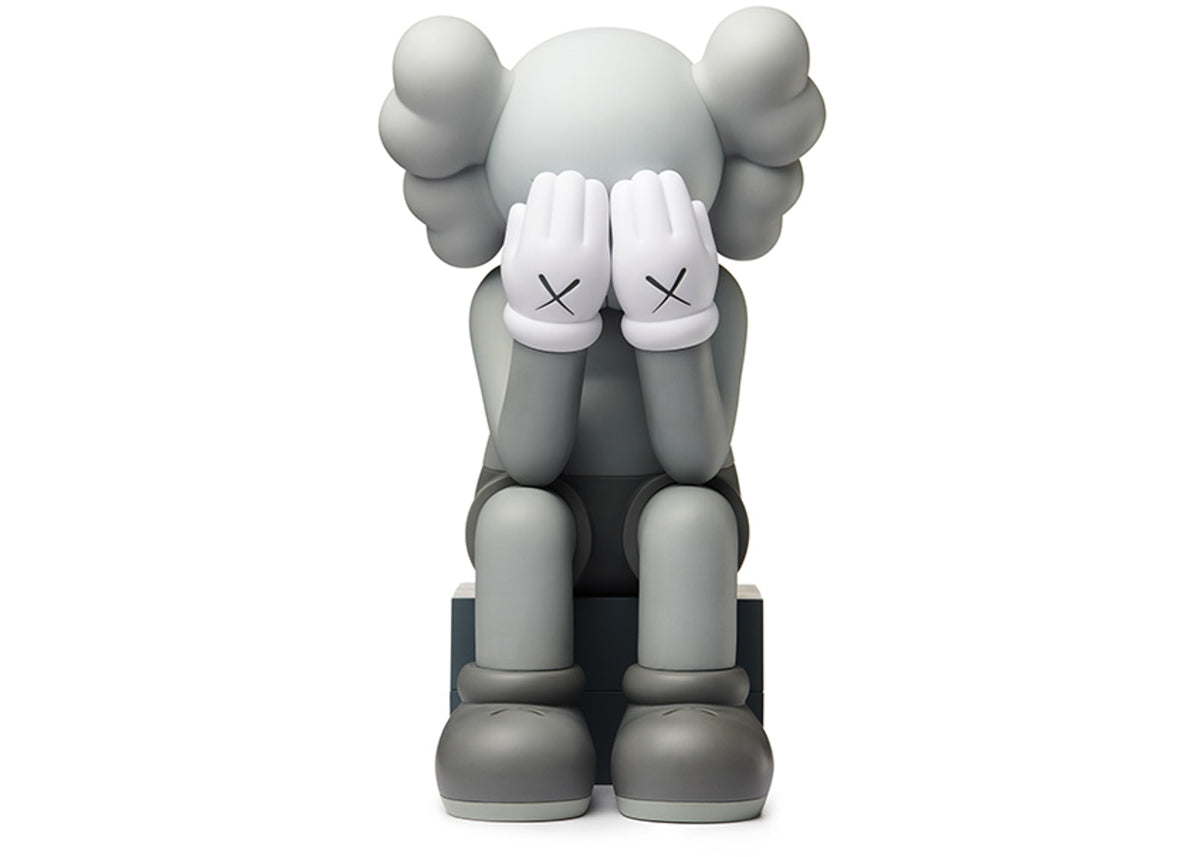 HYPEBEAST on X: Check out KAWS' latest release featuring the “KAWS  ACCOMPLICE” Plush & Lantern collectibles 🔥  / X