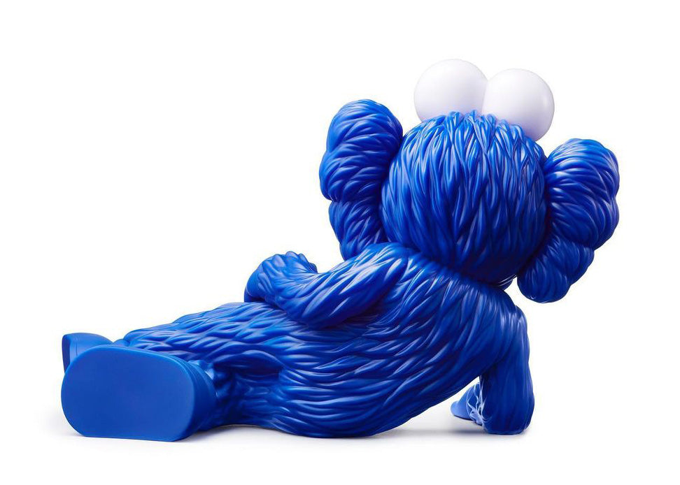 https://lacedup.com/cdn/shop/products/KAWS-TIME-OFF-Vinyl-Figure-Blue-3.jpg?v=1677352790