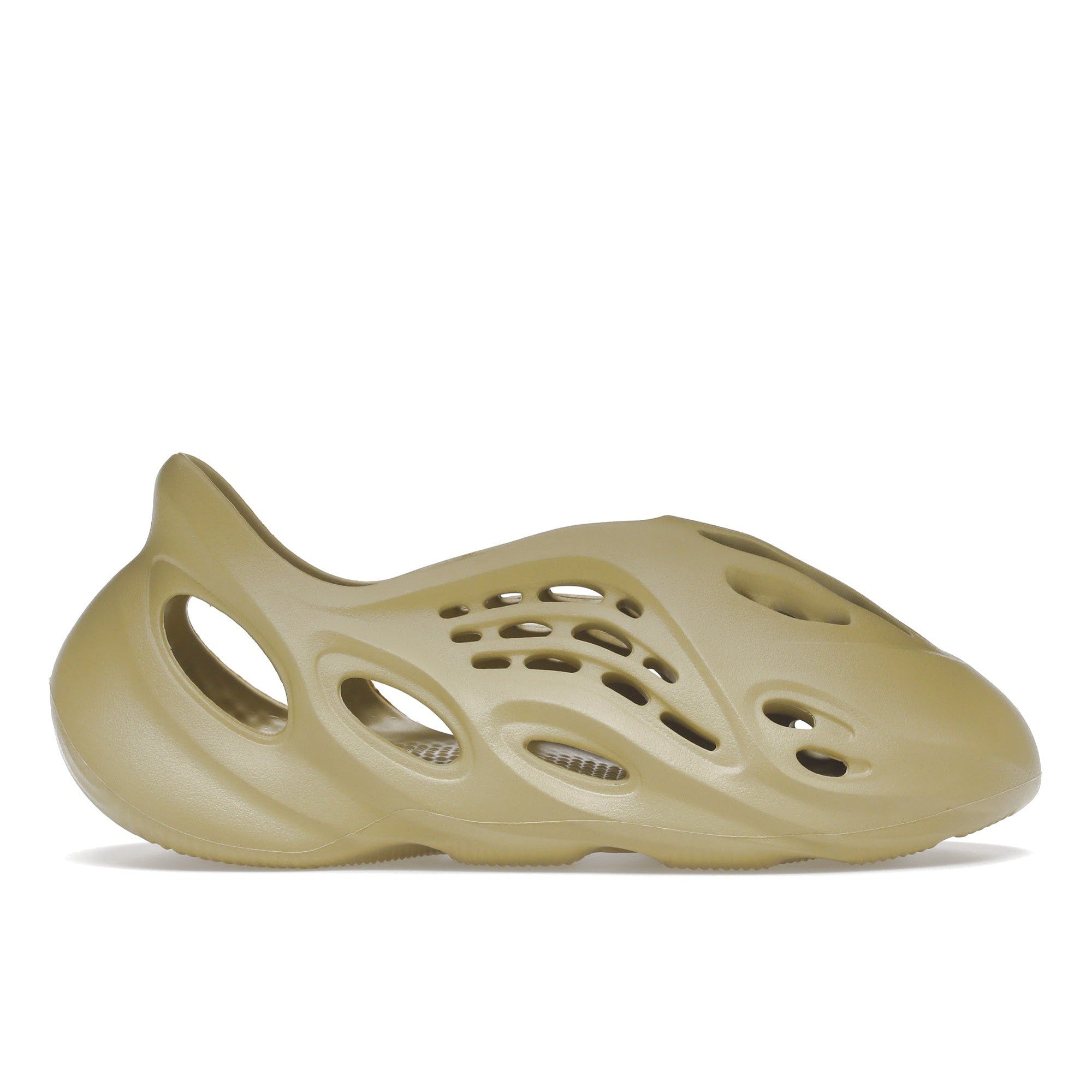 adidas EZY FORM RNR 美品です Amazon | ［国内正規品］ADIDAS ORIGINALS YZY YEEZY FOAM RNR